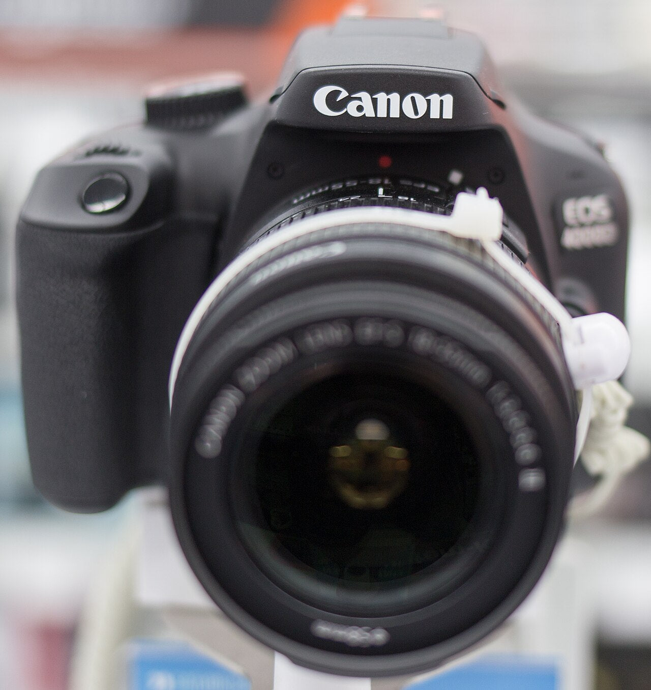 Aparat Fotografik- Canon EOS 4000D